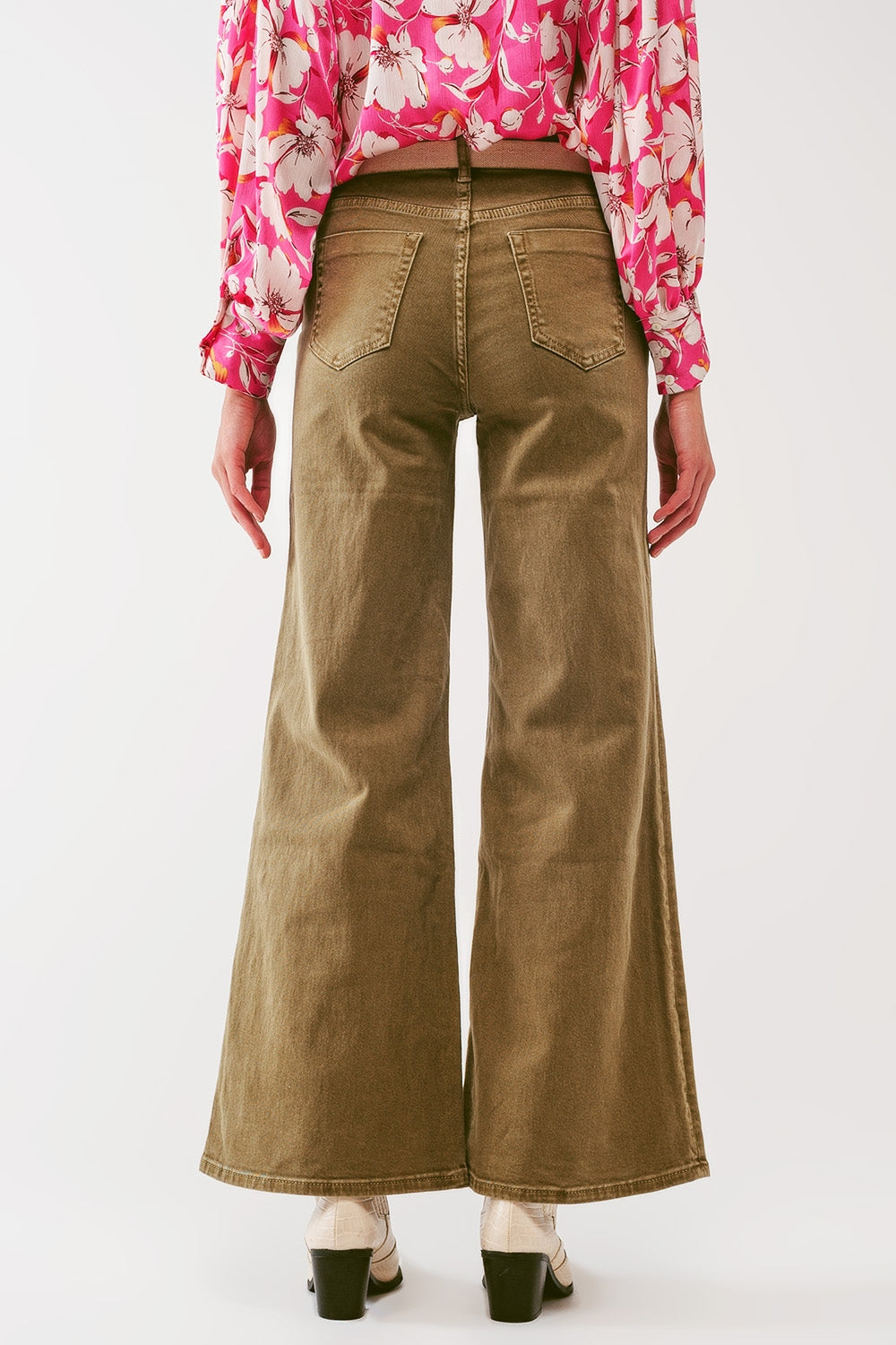 Flare Jeans in Khaki