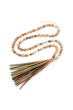 Hdn2238 - Colorful Natural Stone Glass Beads Leather Tassel Necklace