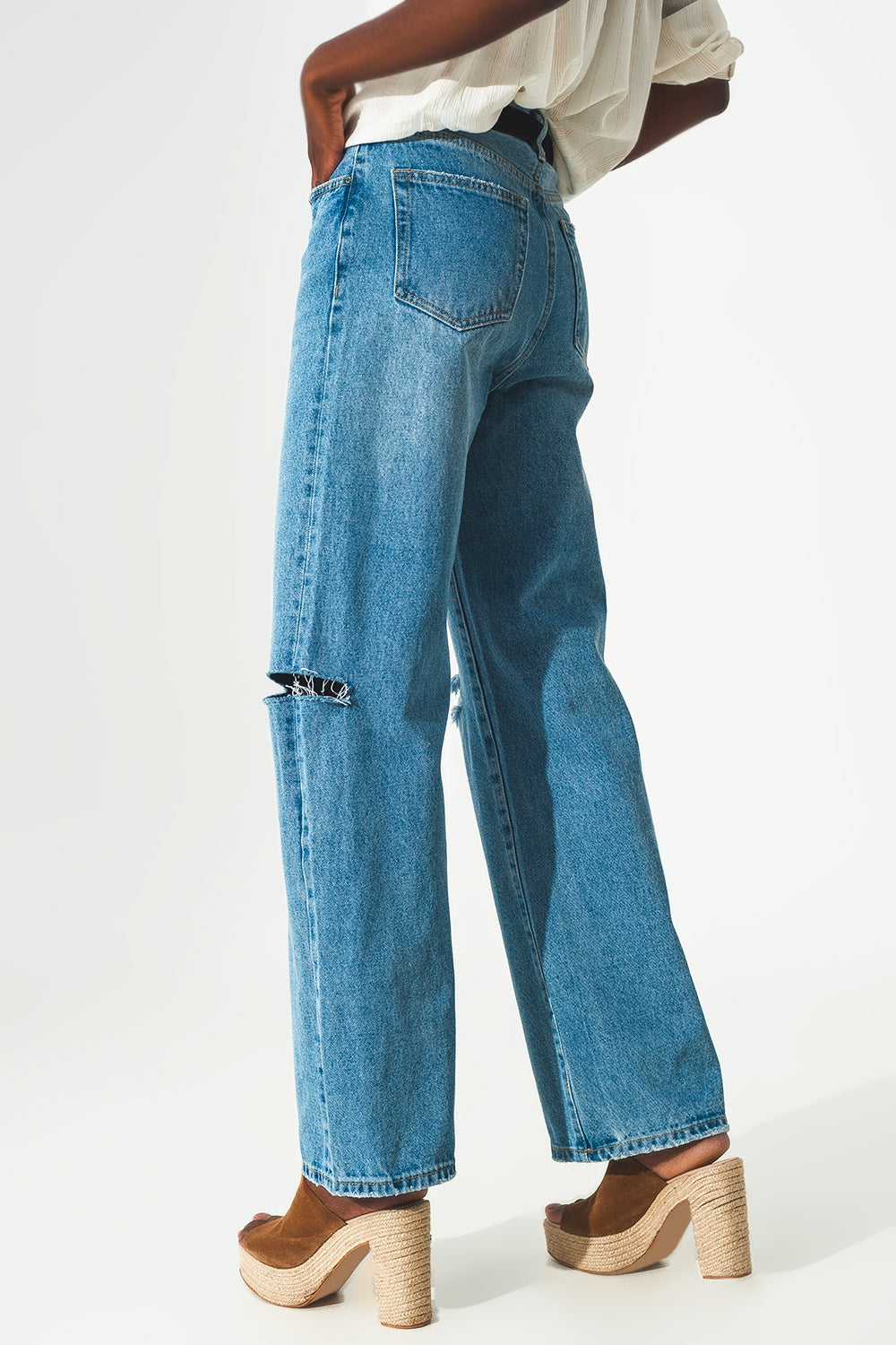 High Waist Straight Leg Jeans With Ripped Knee in Blue