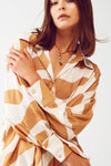 Relaxed Shirt in Beige Abstract Print