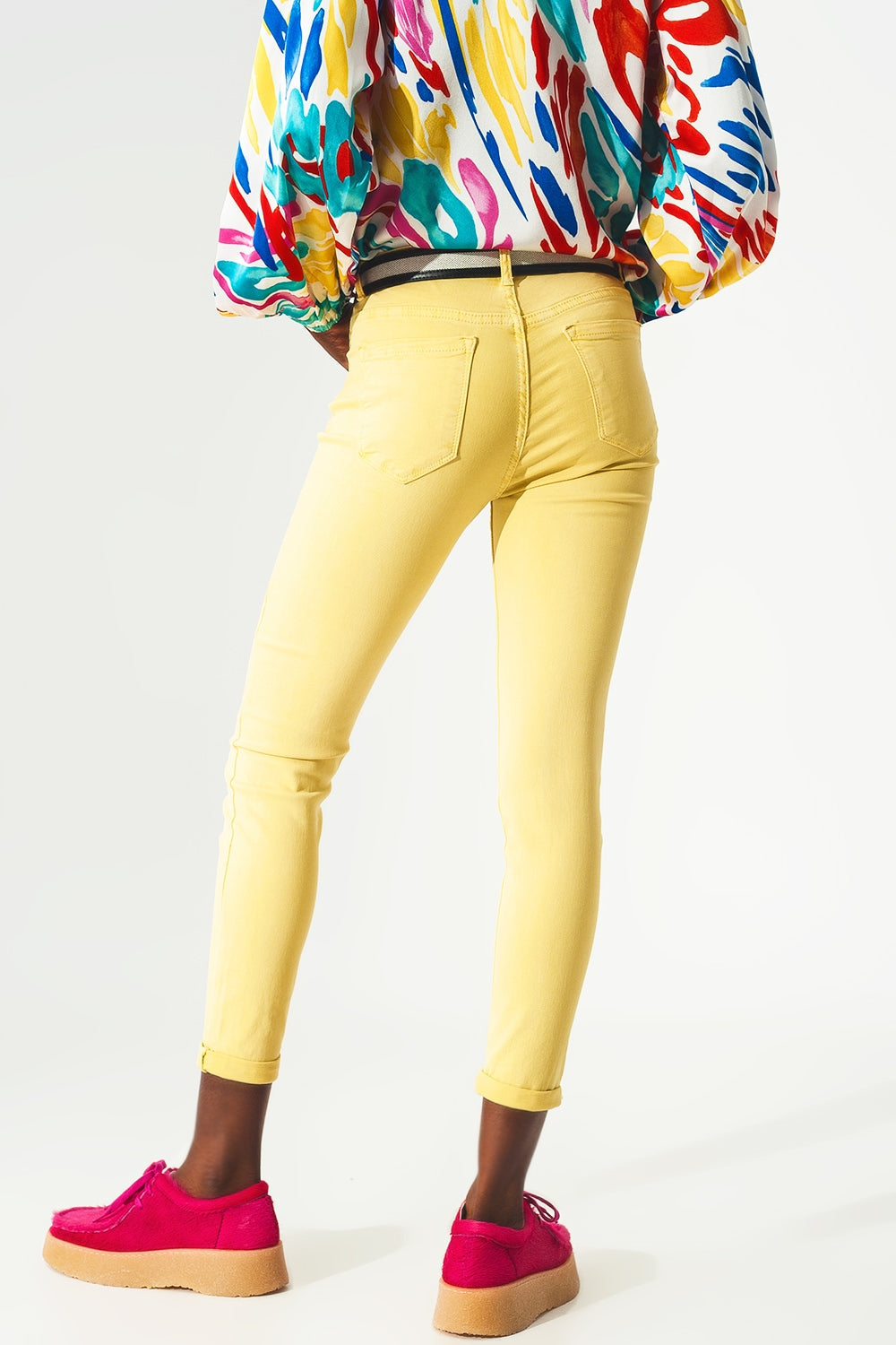 Yellow Ankle Jeans With Soft Wrinkles