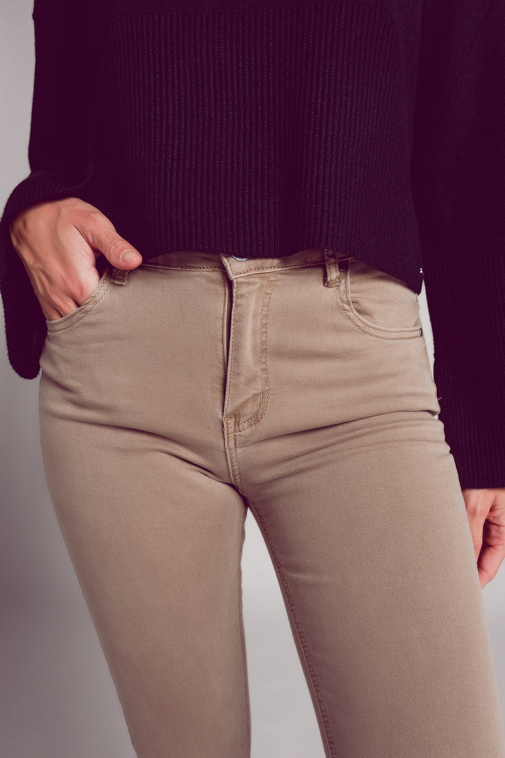 Flare Jeans With Raw Hem Edge in Beige